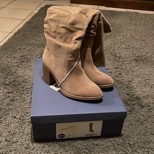 Universal Thread Lainee Boots Size 8 1/2 New